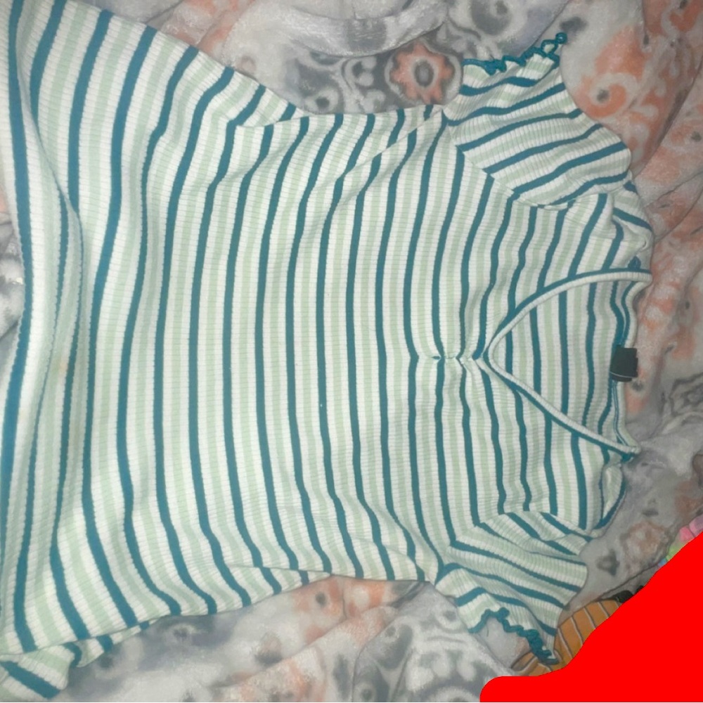 Ruffle bottom ,light green white ,stretchy top